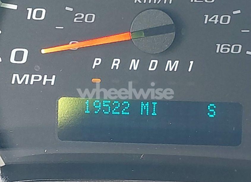 Photo 15 of 2020 Chevrolet Express PASSENGER RWD 3500 EXTENDED WHEELBASE LS (VIN 1GAZGNFG6L1242285)