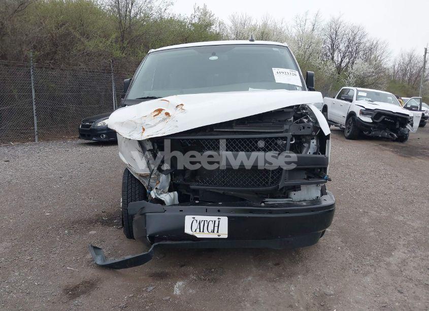 Photo 13 of 2023 Chevrolet Express PASSENGER RWD 3500 EXTENDED WHEELBASE LS (VIN 1GAZGNFP2P1137216)