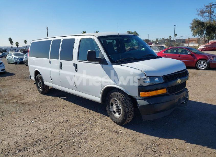2019 Chevrolet Express 3500 LS (VIN 1GAZGNFP5K1278693) main photo