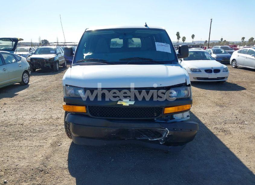 Photo 12 of 2019 Chevrolet Express 3500 LS (VIN 1GAZGNFP5K1278693)