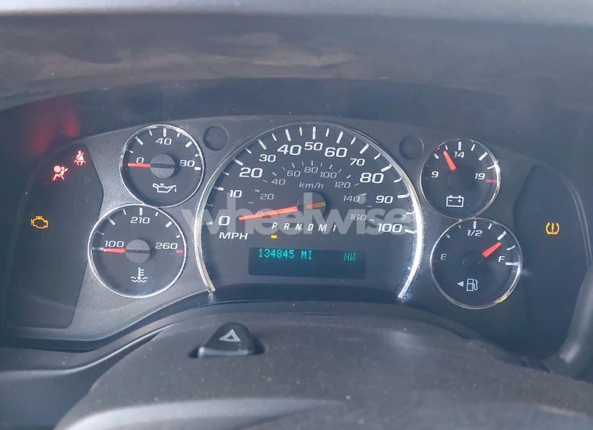 Photo 7 of 2019 Chevrolet Express 3500 LS (VIN 1GAZGNFP5K1278693)