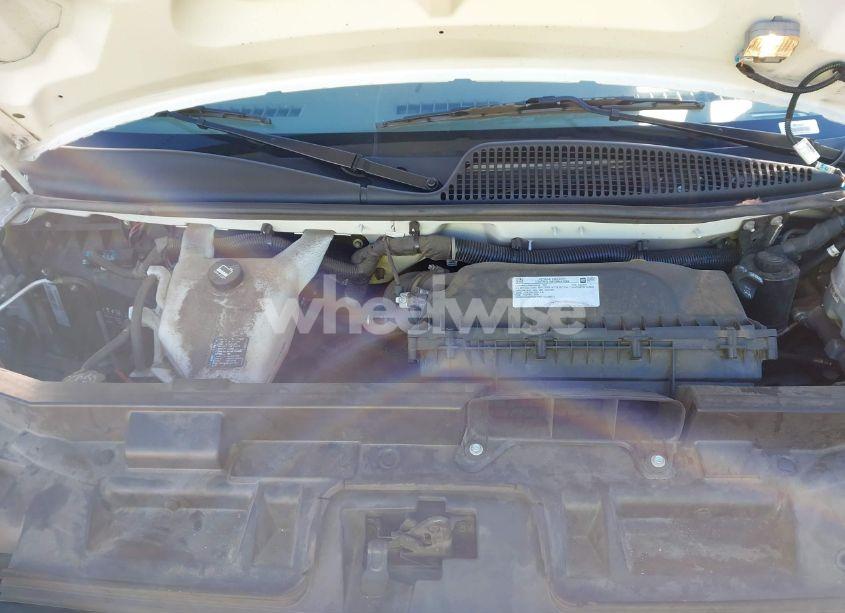 Photo 10 of 2023 Chevrolet Express PASSENGER RWD 3500 EXTENDED WHEELBASE LS (VIN 1GAZGNFP9P1114645)