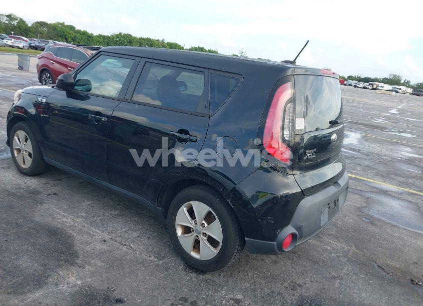 Photo 3 of 2015 Kia Soul (VIN 1GAZGPF72S1******)