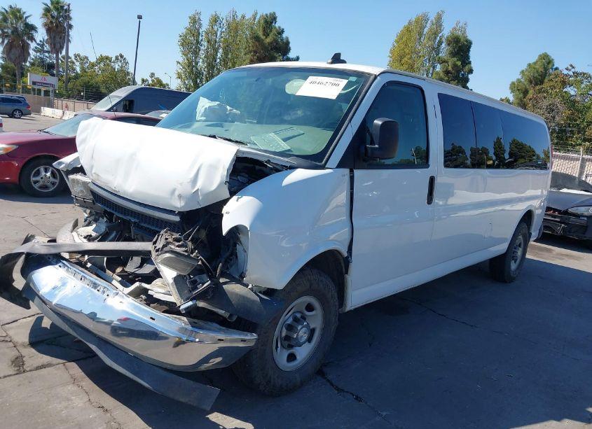 Photo 2 of 2017 Chevrolet Express 3500 LT (VIN 1GAZGPFF5H1239422)