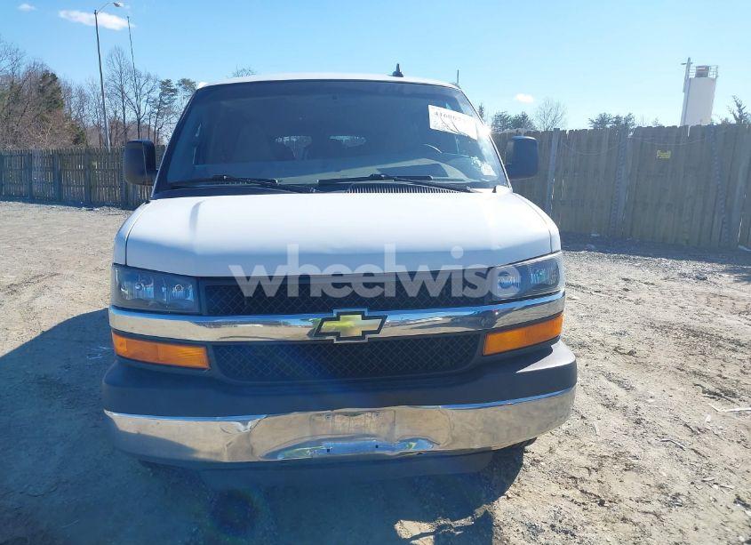 Photo 12 of 2016 Chevrolet Express 3500 LT (VIN 1GAZGPFG0G1189925)