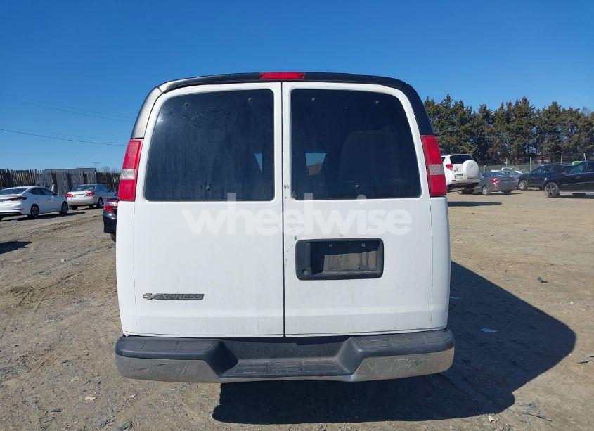 Photo 16 of 2016 Chevrolet Express 3500 LT (VIN 1GAZGPFG0G1189925)