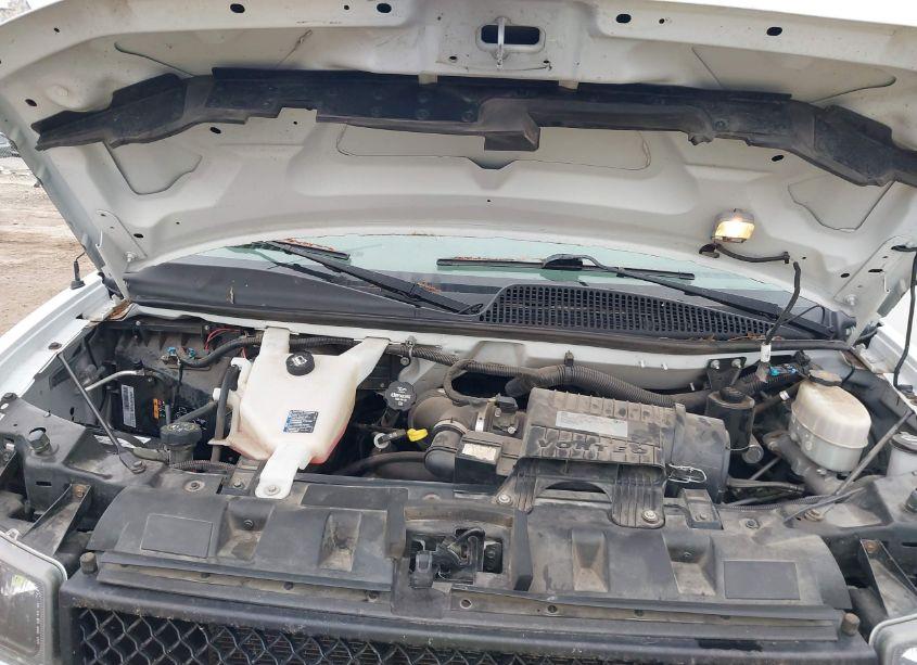 Photo 10 of 2017 Chevrolet Express 3500 LT (VIN 1GAZGPFG1H1148978)