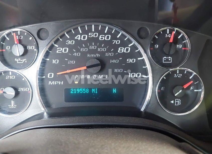 Photo 15 of 2019 Chevrolet Express 3500 LT (VIN 1GAZGPFG1K1330090)