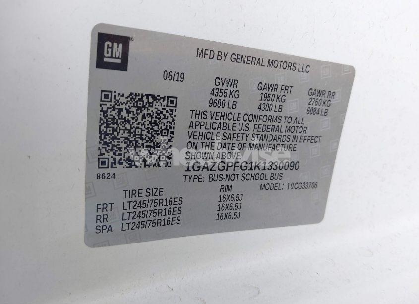 Photo 9 of 2019 Chevrolet Express 3500 LT (VIN 1GAZGPFG1K1330090)