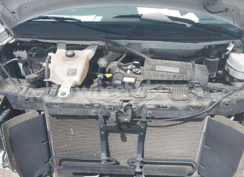 Photo 10 of 2020 Chevrolet Express PASSENGER RWD 3500 EXTENDED WHEELBASE LT (VIN 1GAZGPFG1L1201171)