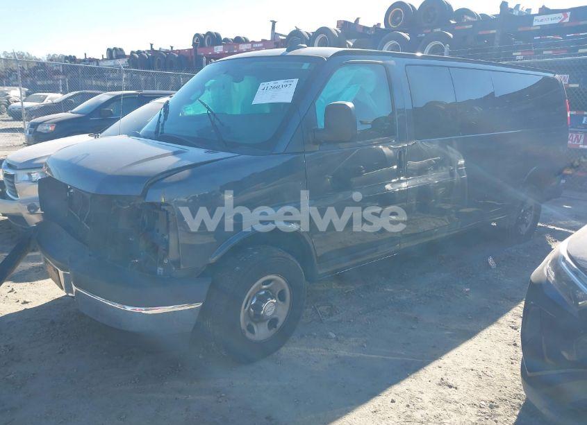 Photo 2 of 2017 Chevrolet Express 3500 LT (VIN 1GAZGPFG2H1130215)