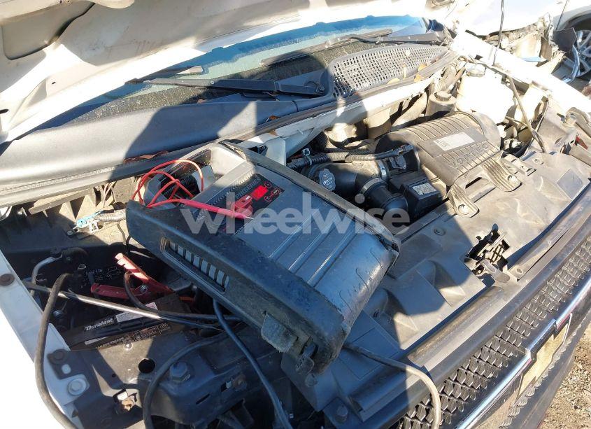 Photo 17 of 2017 Chevrolet Express 3500 LT (VIN 1GAZGPFG2H1227477)