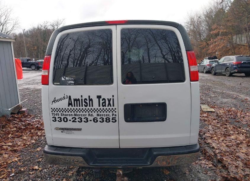 Photo 16 of 2017 Chevrolet Express 3500 LT (VIN 1GAZGPFG2H1340653)