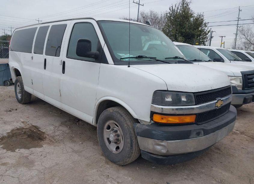 2019 Chevrolet Express 3500 LT (VIN 1GAZGPFG3K1231318) main photo
