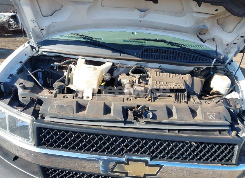 Photo 10 of 2016 Chevrolet Express 3500 LT (VIN 1GAZGPFG5G1288255)