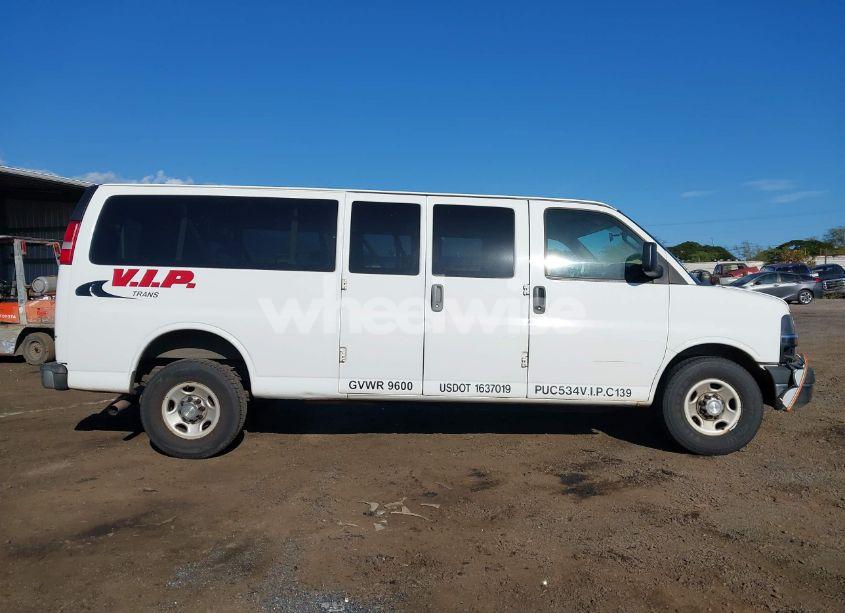 Photo 13 of 2016 Chevrolet Express 3500 LT (VIN 1GAZGPFG5G1288255)