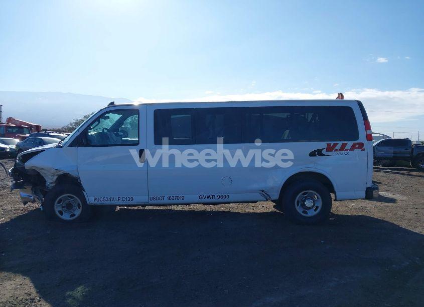 Photo 14 of 2016 Chevrolet Express 3500 LT (VIN 1GAZGPFG5G1288255)