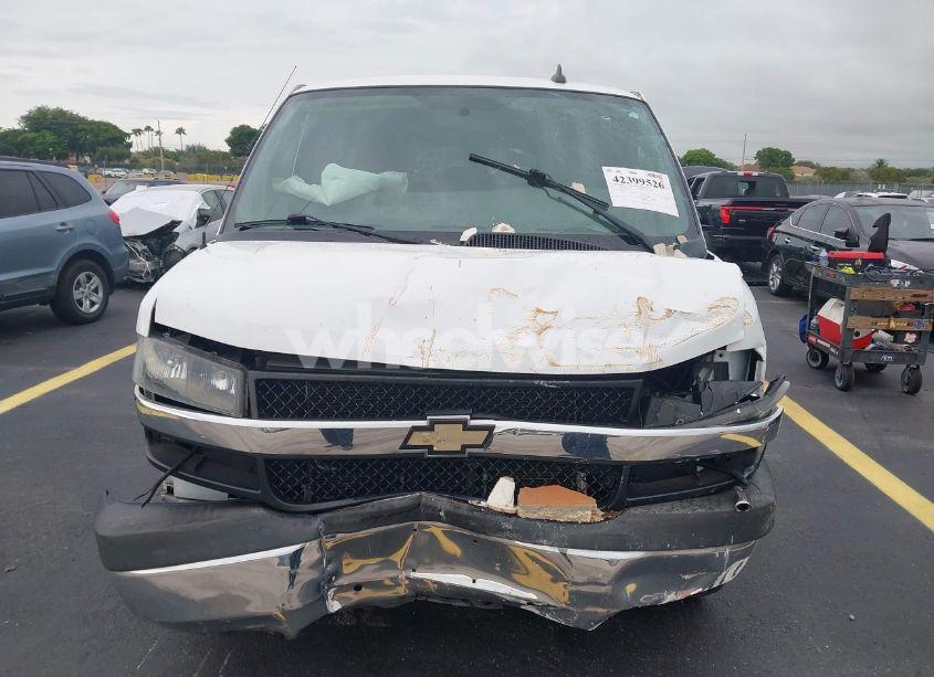 Photo 6 of 2016 Chevrolet Express 3500 LT (VIN 1GAZGPFG6G1239033)