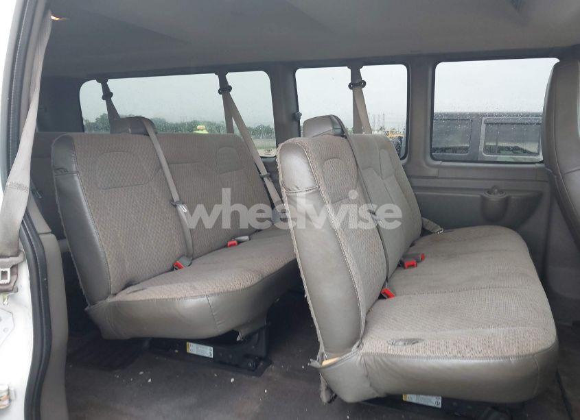 Photo 8 of 2016 Chevrolet Express 3500 LT (VIN 1GAZGPFG6G1239033)