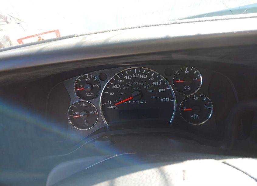 Photo 7 of 2017 Chevrolet Express 3500 LT (VIN 1GAZGPFG6H1123039)