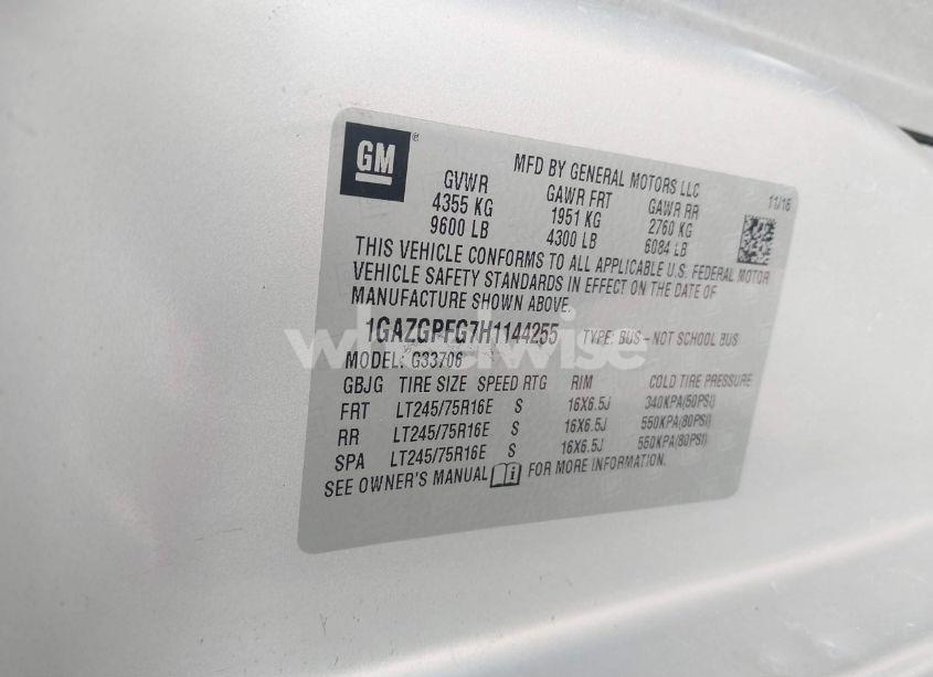 Photo 9 of 2017 Chevrolet Express 3500 LT (VIN 1GAZGPFG7H1144255)