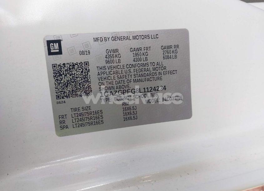 Photo 9 of 2020 Chevrolet Express PASSENGER RWD 3500 EXTENDED WHEELBASE LT (VIN 1GAZGPFG8L1124234)