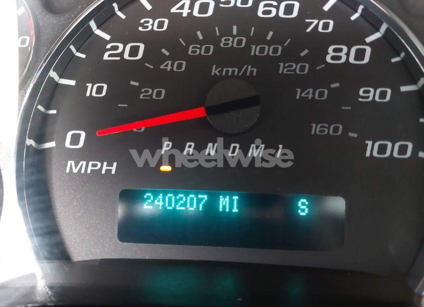 Photo 15 of 2020 Chevrolet Express PASSENGER RWD 3500 EXTENDED WHEELBASE LT (VIN 1GAZGPFG8L1209896)