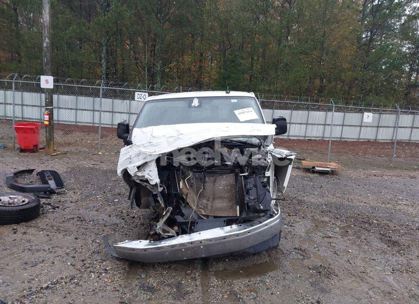 Photo 12 of 2020 Chevrolet Express PASSENGER RWD 3500 EXTENDED WHEELBASE LT (VIN 1GAZGPFG9L1192400)