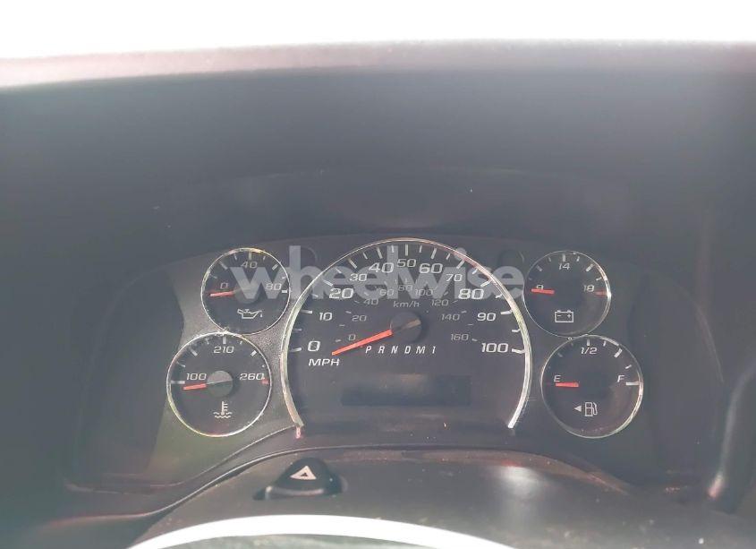 Photo 7 of 2020 Chevrolet Express PASSENGER RWD 3500 EXTENDED WHEELBASE LT (VIN 1GAZGPFG9L1192400)