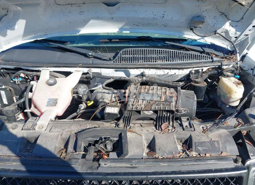 Photo 10 of 2016 Chevrolet Express 3500 LT (VIN 1GAZGPFGXG1234076)