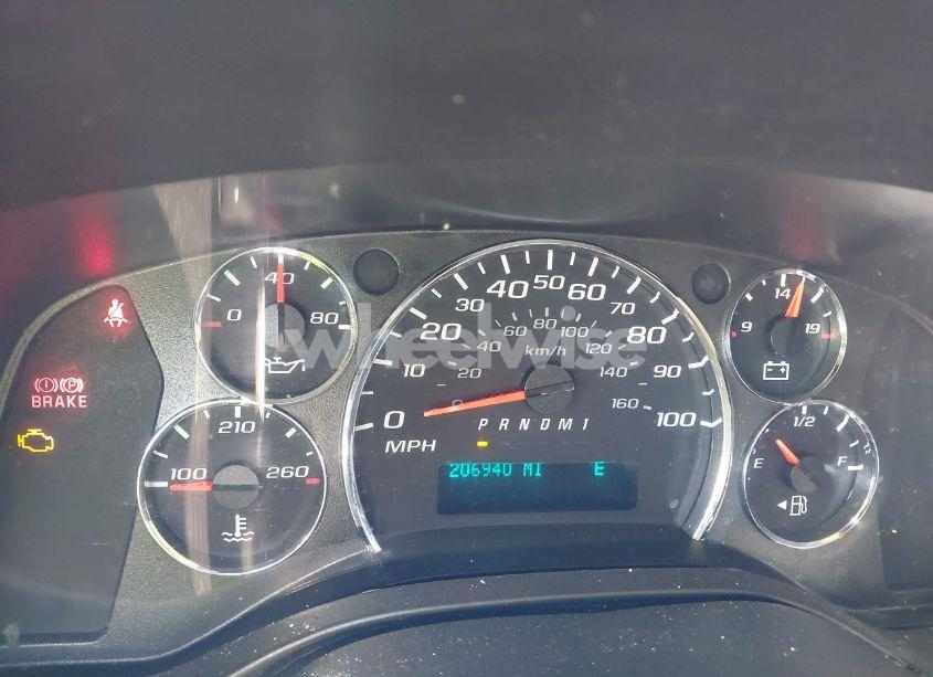 Photo 7 of 2017 Chevrolet Express 3500 LT (VIN 1GAZGPFGXH1166220)