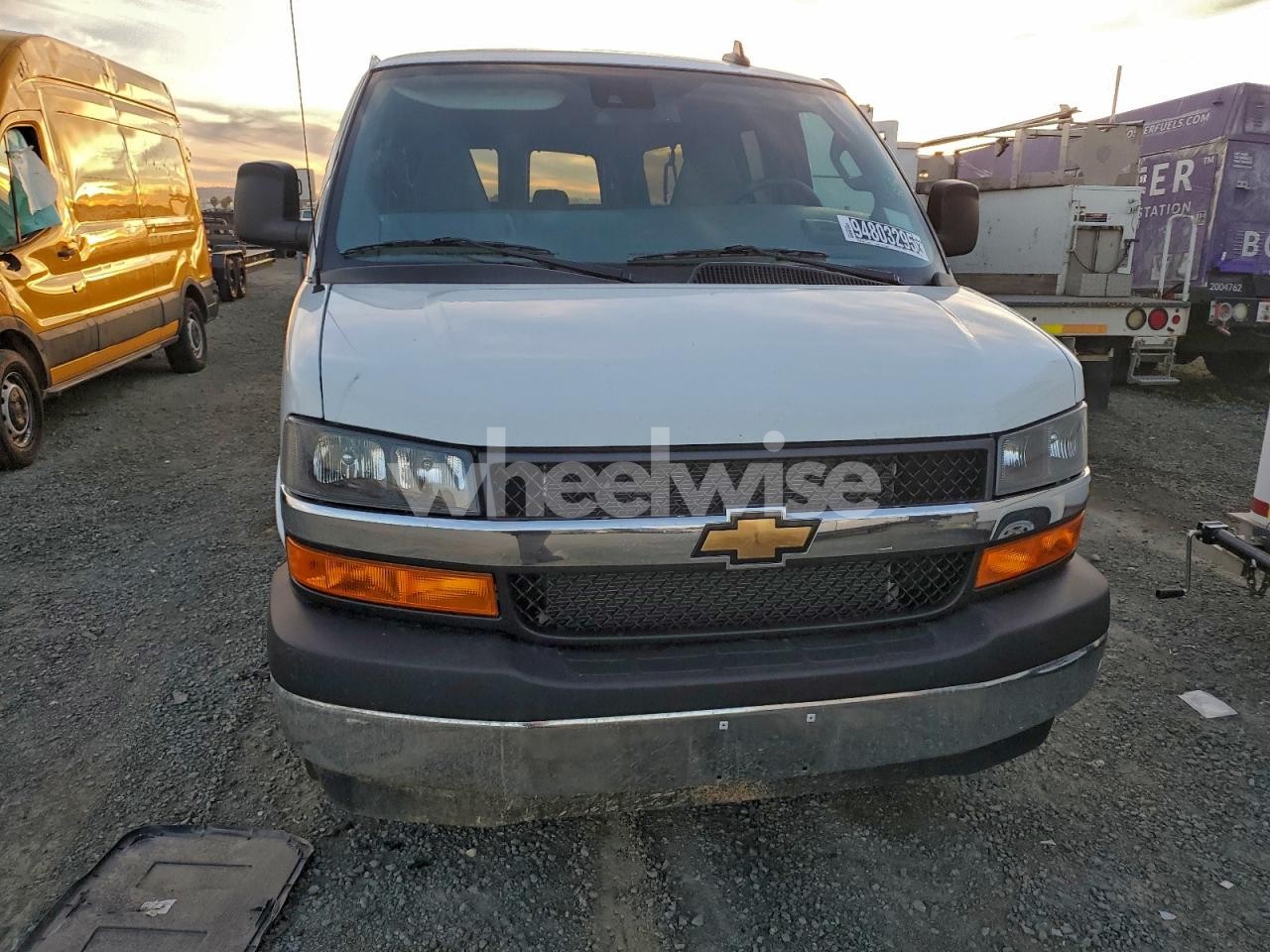 Photo 5 of 2025 CHEVROLET EXPRESS G3500 LT (VIN 1GAZGPFP4S1212101)