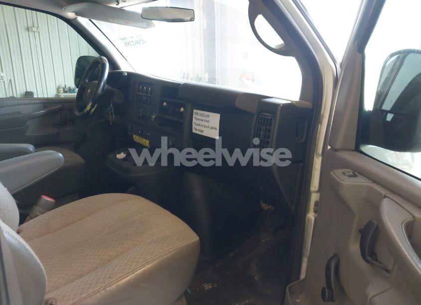 Photo 5 of 2012 Chevrolet Express 3500 LS (VIN 1GAZGZFG0C1187114)