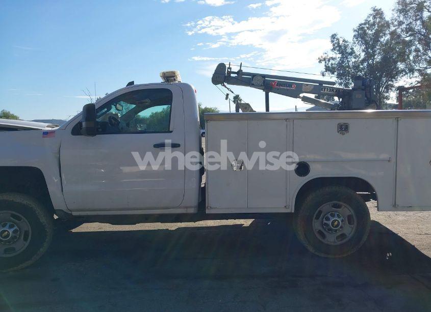 Photo 14 of 2015 Chevrolet Silverado 2500HD WT (VIN 1GB0CUEG7FZ516322)