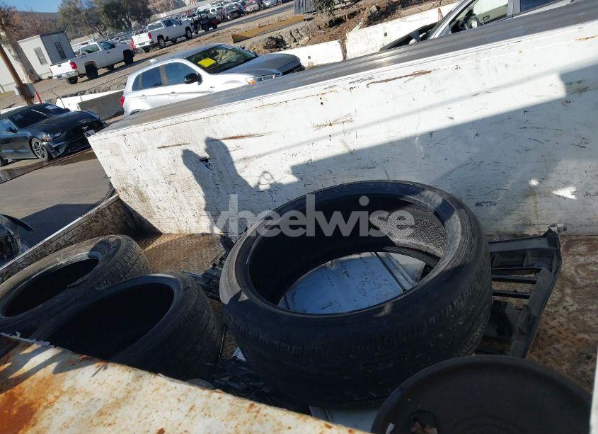 Photo 8 of 2015 Chevrolet Silverado 2500HD WT (VIN 1GB0CUEG7FZ516322)