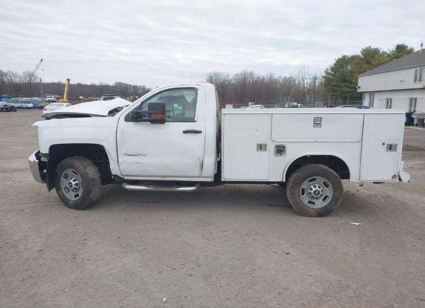 Photo 14 of 2016 Chevrolet Silverado 2500HD WT (VIN 1GB0CUEGXGZ396405)