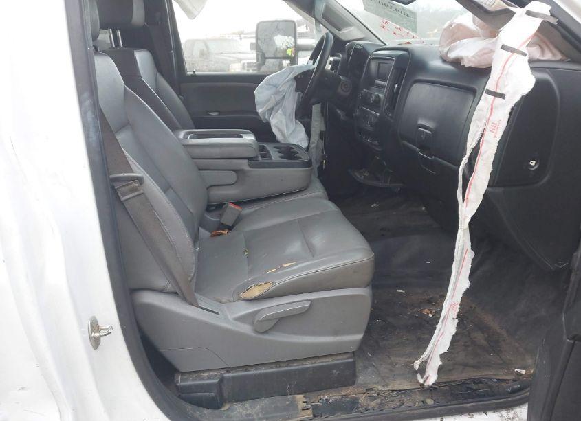 Photo 5 of 2016 Chevrolet Silverado 2500HD WT (VIN 1GB0CUEGXGZ396405)