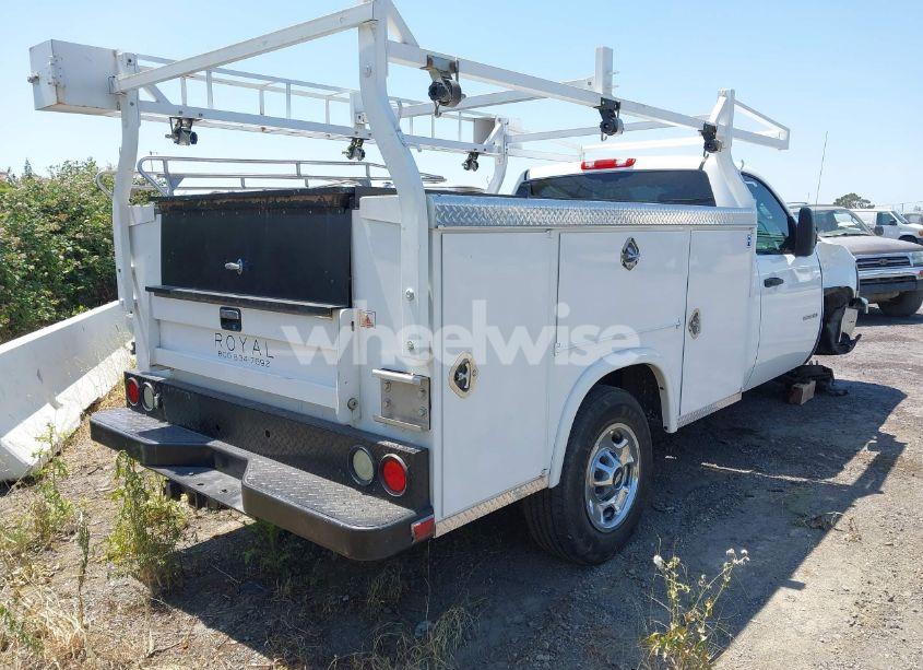 Photo 4 of 2012 Chevrolet Silverado 2500HD WORK TRUCK (VIN 1GB0CVCG0CF157255)