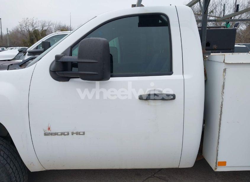 Photo 13 of 2012 Chevrolet Silverado 2500HD WORK TRUCK (VIN 1GB0CVCG3CF144998)