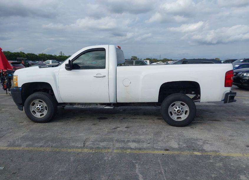 Photo 14 of 2013 Chevrolet Silverado 2500HD WORK TRUCK (VIN 1GB0CVCG9DF207703)