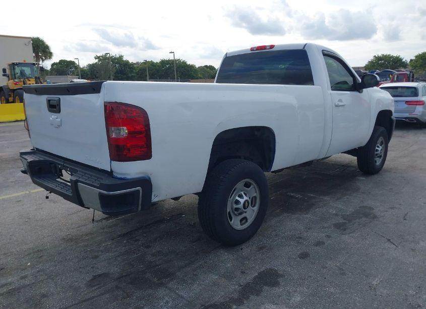 Photo 4 of 2013 Chevrolet Silverado 2500HD WORK TRUCK (VIN 1GB0CVCG9DF207703)