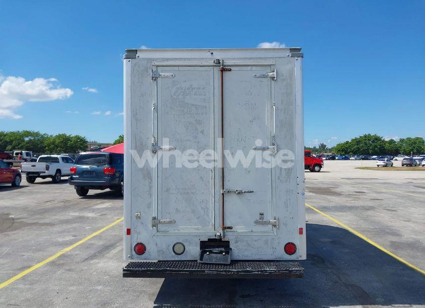 Photo 15 of 2014 Chevrolet Express CUTAWAY 3500 (VIN 1GB0G2BG2E1132359)