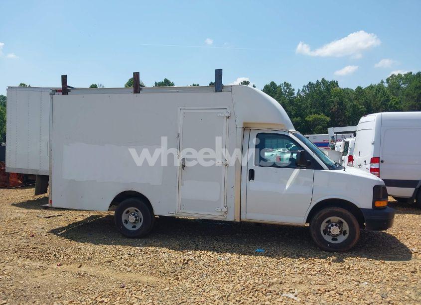 Photo 13 of 2013 Chevrolet Express CUTAWAY 3500 (VIN 1GB0G2BG7D1170149)