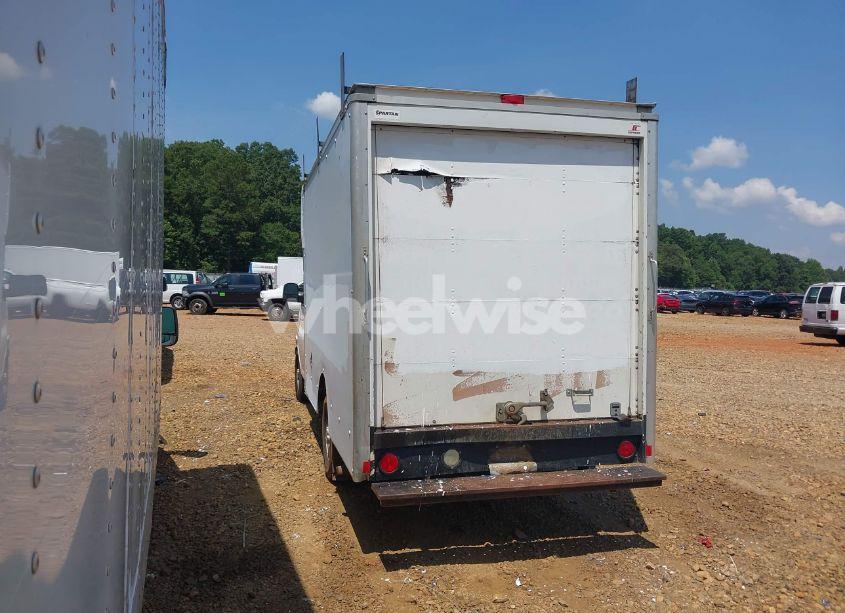 Photo 3 of 2013 Chevrolet Express CUTAWAY 3500 (VIN 1GB0G2BG7D1170149)