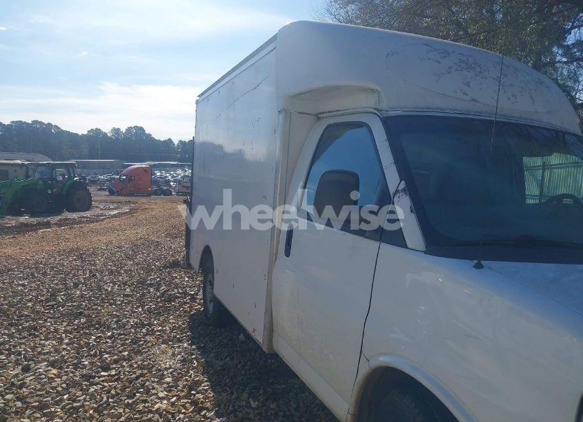 Photo 11 of 2014 Chevrolet Express CUTAWAY WORK VAN (VIN 1GB0G2CA0E1214181)