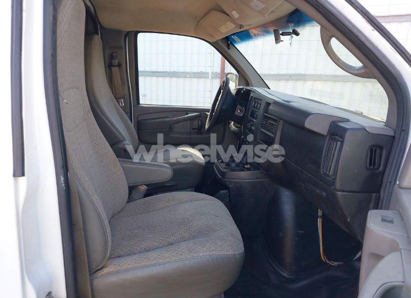 Photo 6 of 2014 Chevrolet Express CUTAWAY WORK VAN (VIN 1GB0G2CA0E1214181)