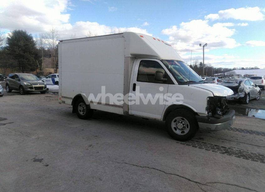 2013 Chevrolet Express CUTAWAY 3500 (VIN 1GB0G2CA2D1105378) main photo