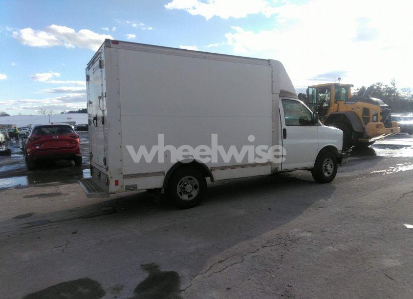 Photo 4 of 2013 Chevrolet Express CUTAWAY 3500 (VIN 1GB0G2CA2D1105378)