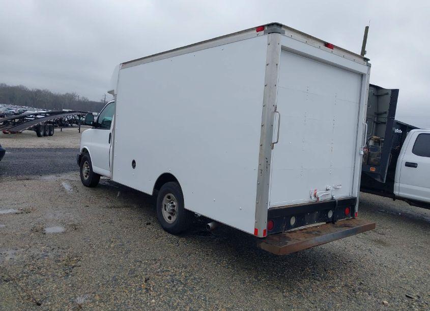 Photo 3 of 2014 Chevrolet Express CUTAWAY 3500 (VIN 1GB0G2CA7E1213139)