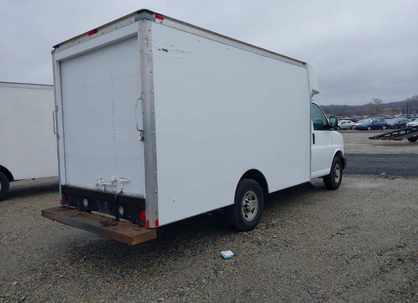 Photo 4 of 2014 Chevrolet Express CUTAWAY 3500 (VIN 1GB0G2CA7E1213139)